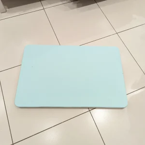 Stone absorbent mats